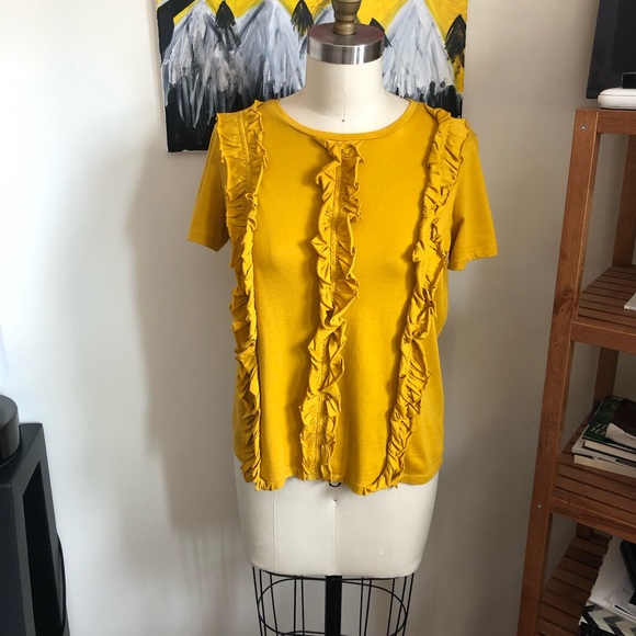 ZARA Ruffle T-shirt - Picture 2 of 4